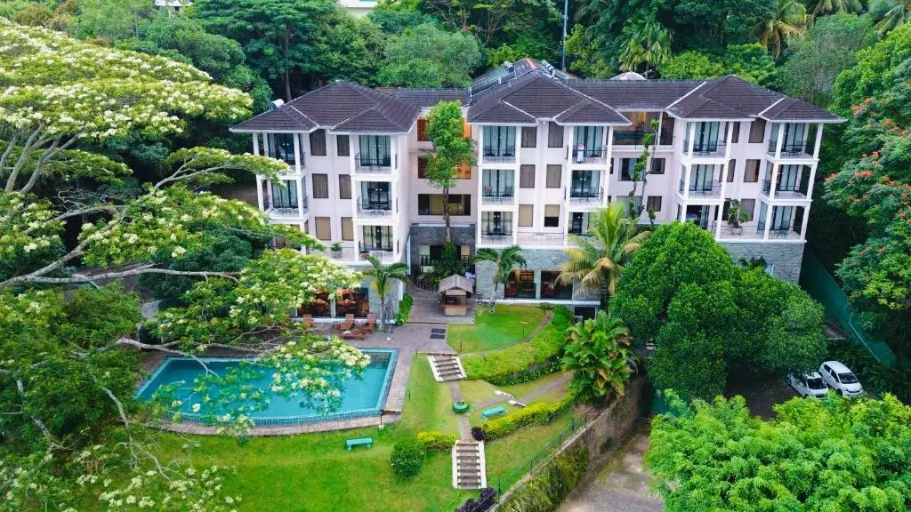 رندهول ریزورت