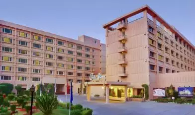 کلارکس شیراز